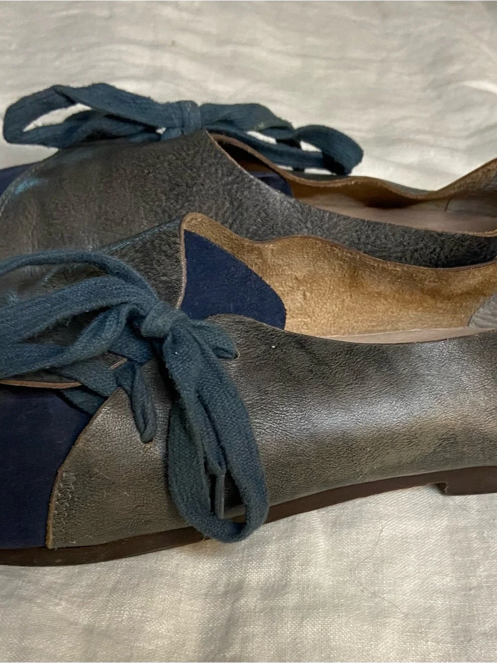 Women’s Handmade Obiono Retro Navy and Gray Leather/Suede Side Lace-Up Flats